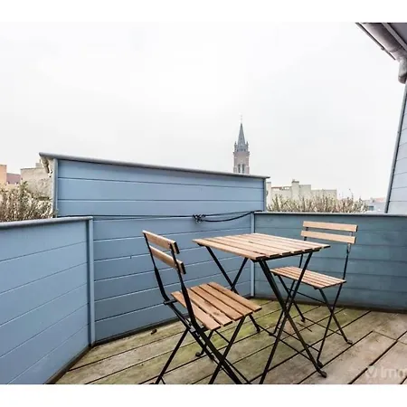 Cosy In With A Terrace 公寓